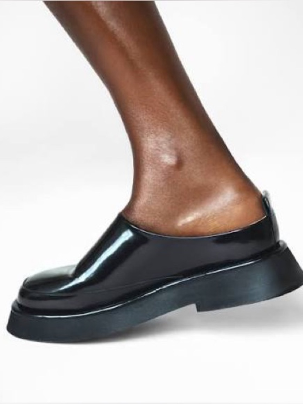 Wandler Rosa Black Gloss Leather Backless Loafers - Picture 4 of 10